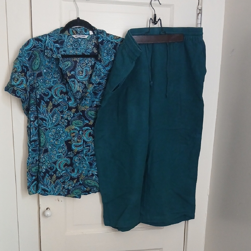 croft & barrow Teal and Navy Paisley Short Sleeve Button-Down Shirt
